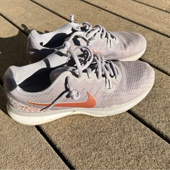 Women’s Nike in season TR7 size 9.5 - Picture 2 of 7